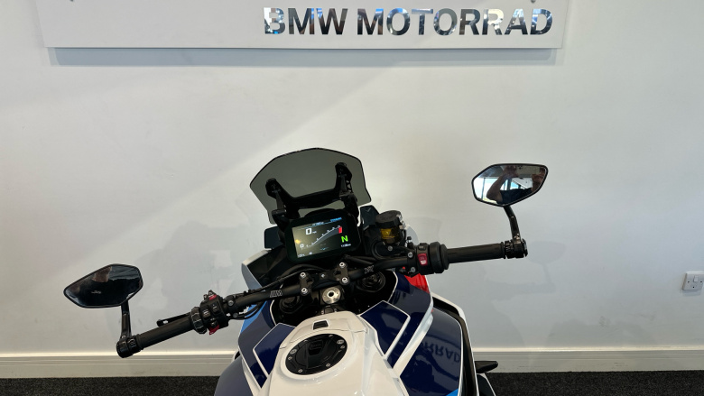 BMW M1000XR (24MY)